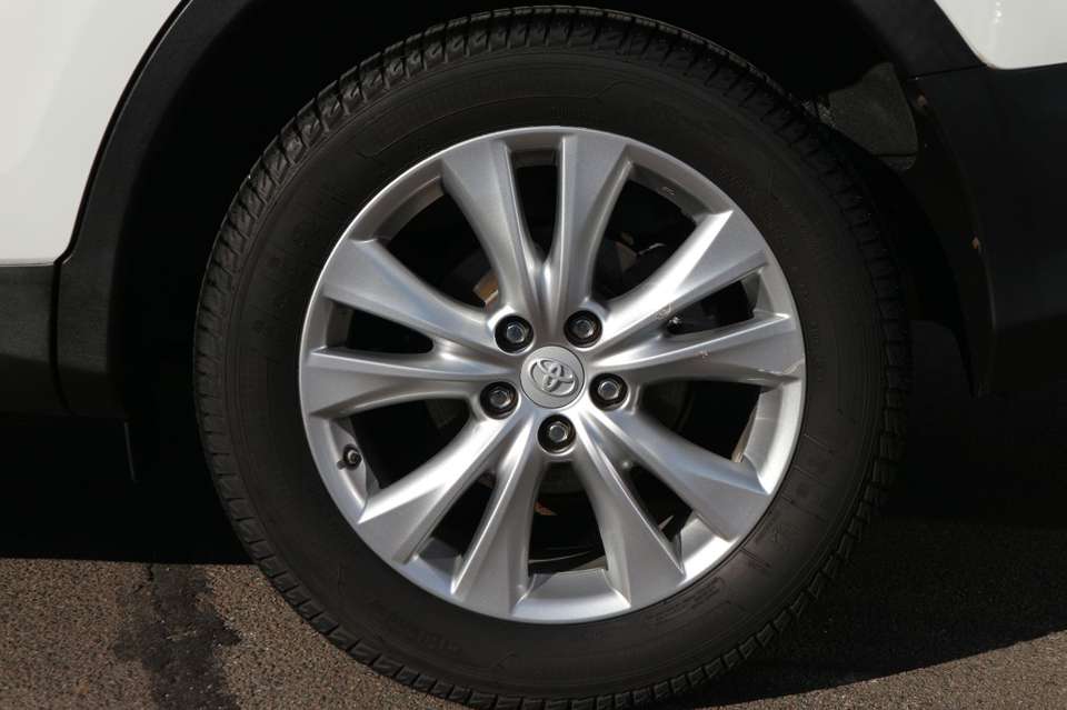 Toyota RAV 4 - Imagem 8