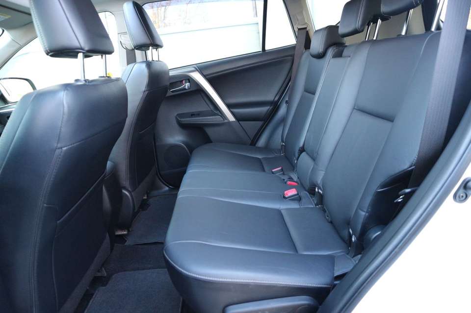 Toyota RAV 4 - Imagem 11