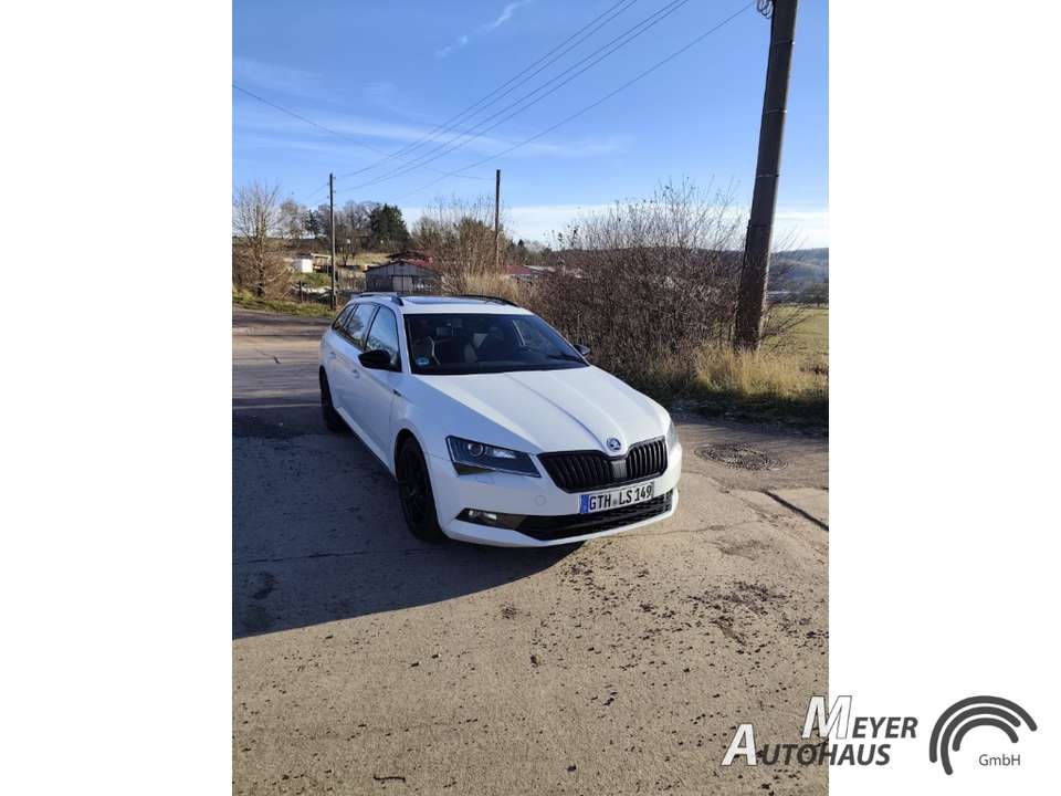 Skoda Superb - Imagem 1
