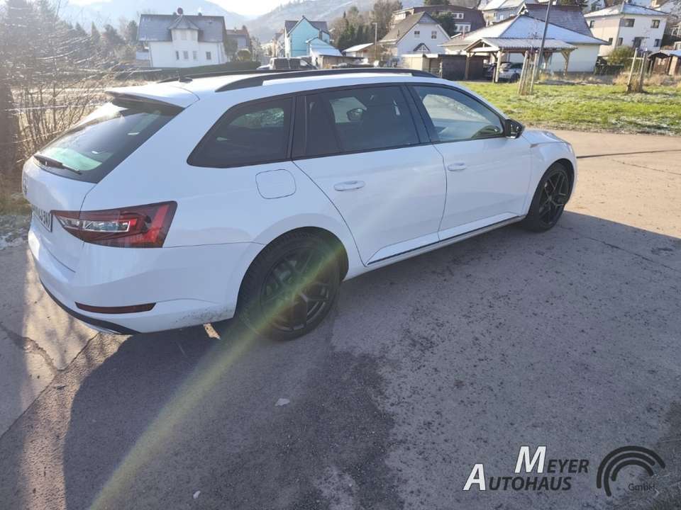 Skoda Superb - Imagem 3