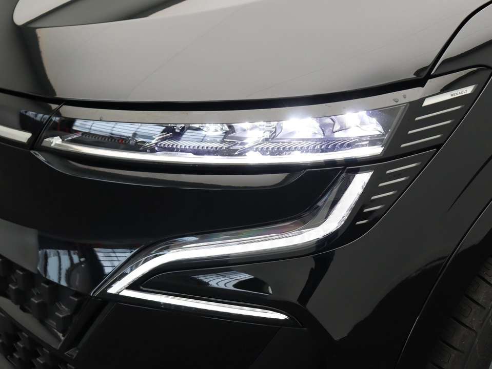 Renault Megane E-Tech - Imagem 12