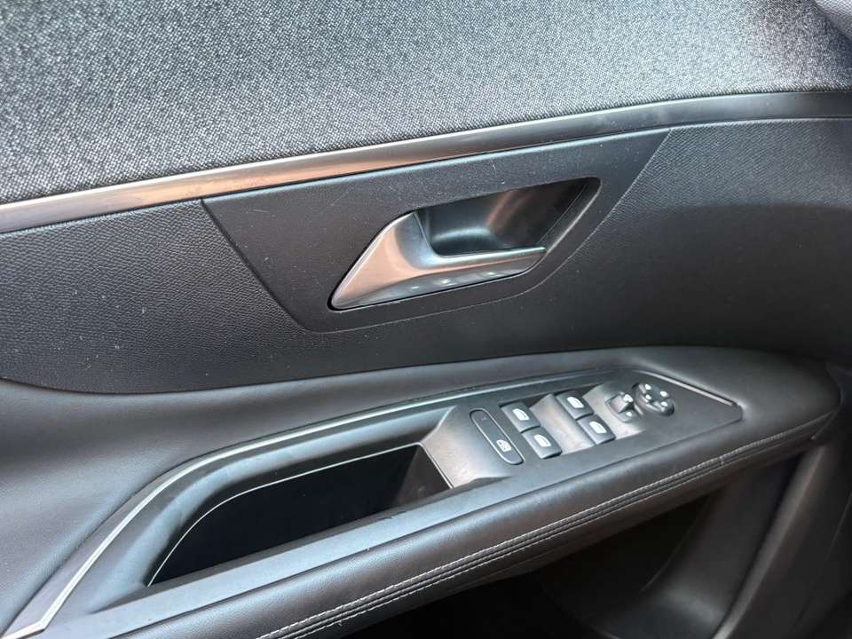Peugeot 3008 - Imagem 16