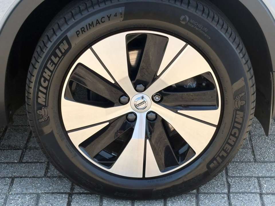 Volvo XC40 - Imagem 17
