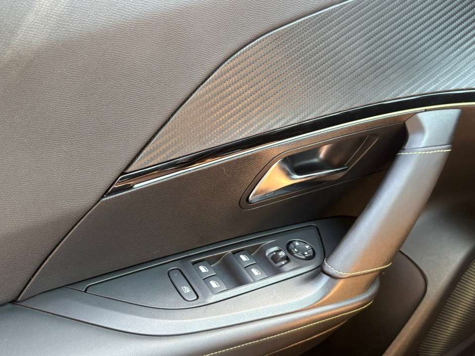 Peugeot 2008 - Imagem 16