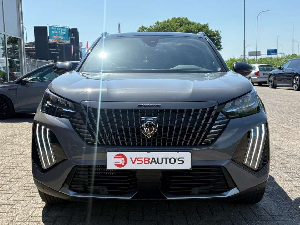 Peugeot 2008 - Imagem 18
