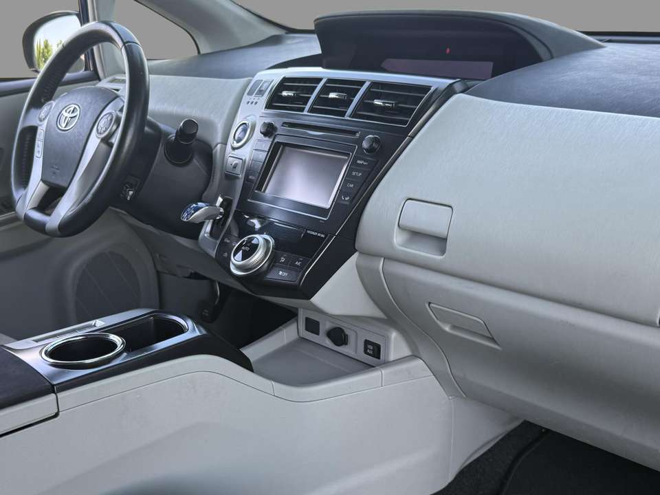 Toyota Prius+ - Imagem 16