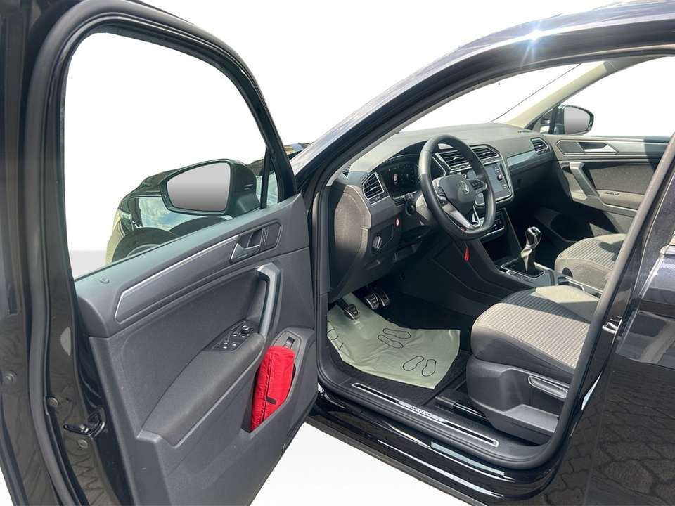 Volkswagen Tiguan - Imagem 13
