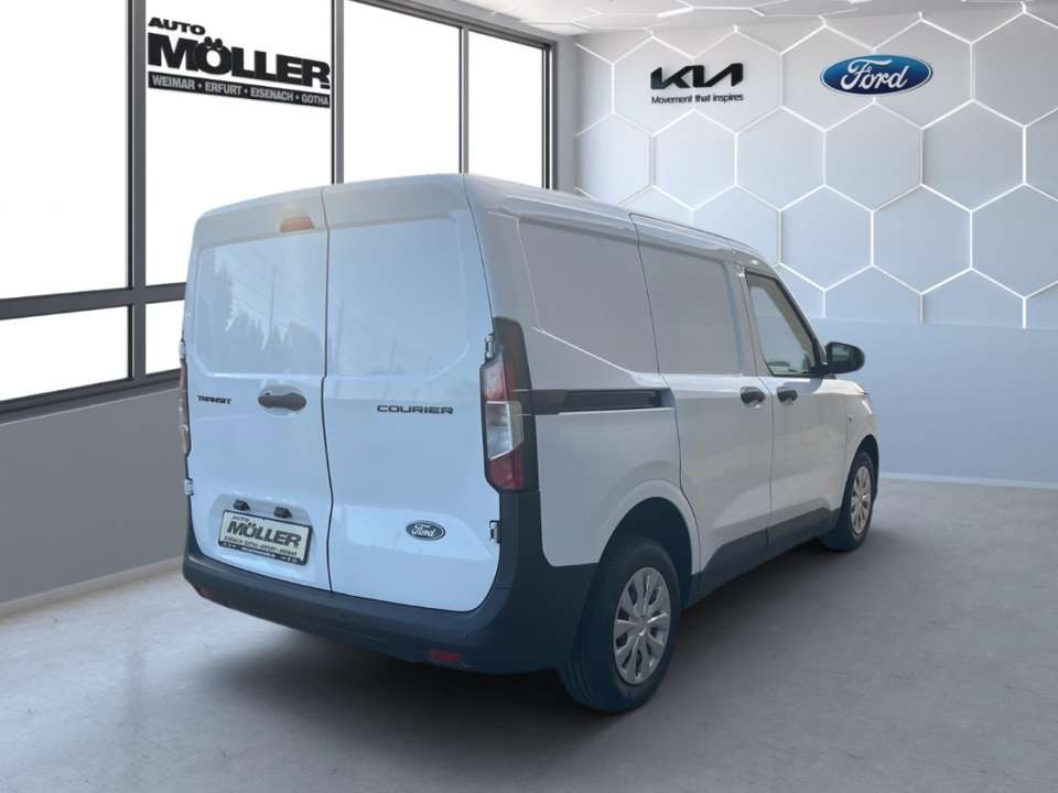 Ford Transit Courier - Imagem 3