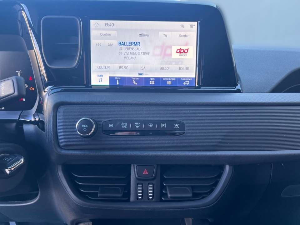 Ford Transit Courier - Imagem 9