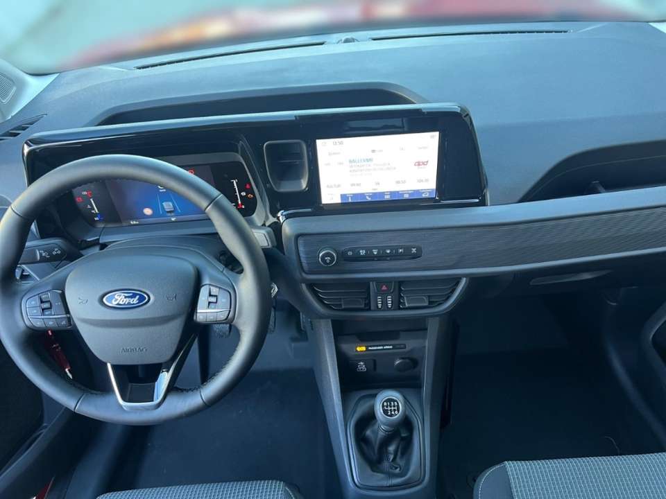 Ford Transit Courier - Imagem 10