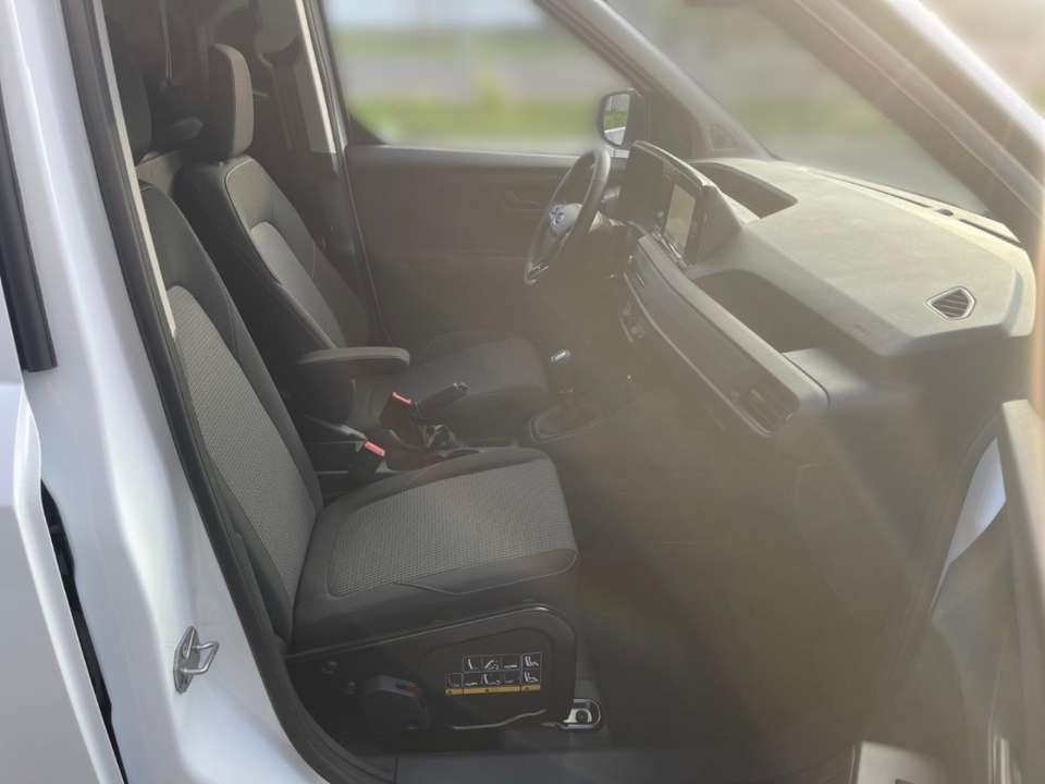 Ford Transit Courier - Imagem 10