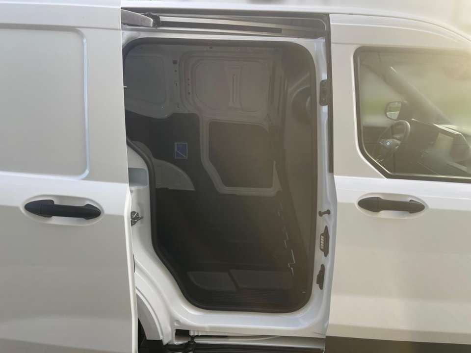 Ford Transit Courier - Imagem 11