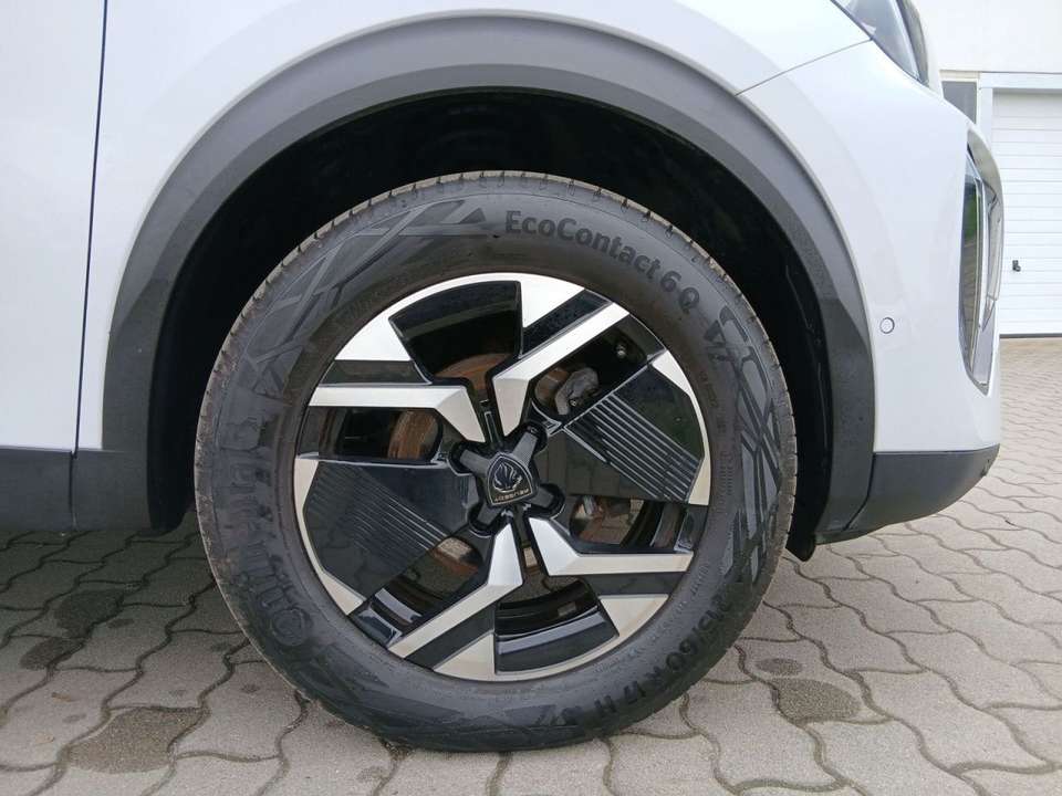 Peugeot 2008 - Imagem 8