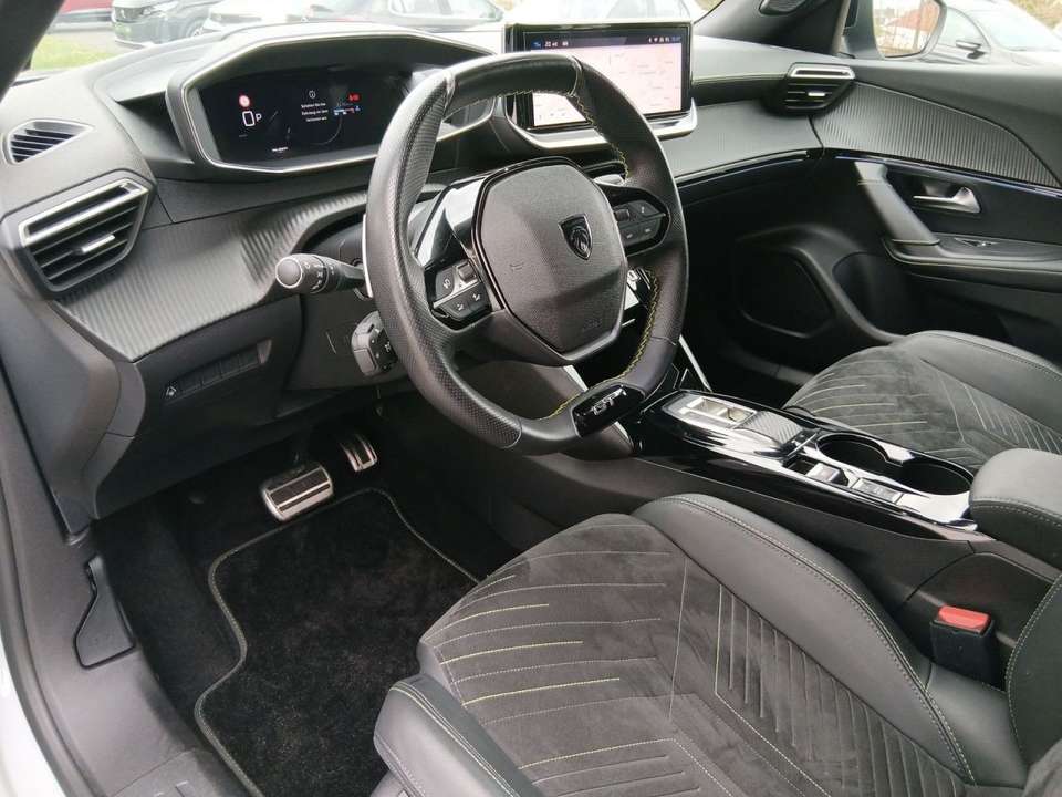 Peugeot 2008 - Imagem 13