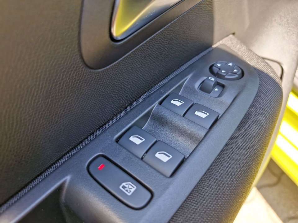 Peugeot 208 - Imagem 14