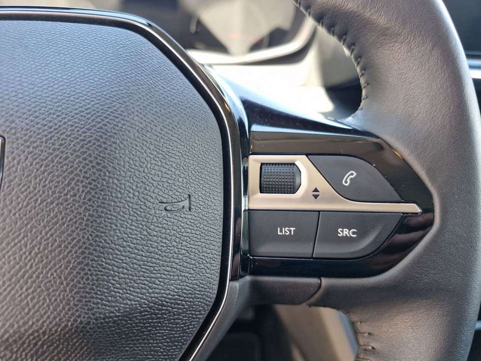 Peugeot 208 - Imagem 15