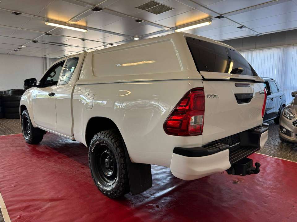 Toyota Hilux - Imagem 5