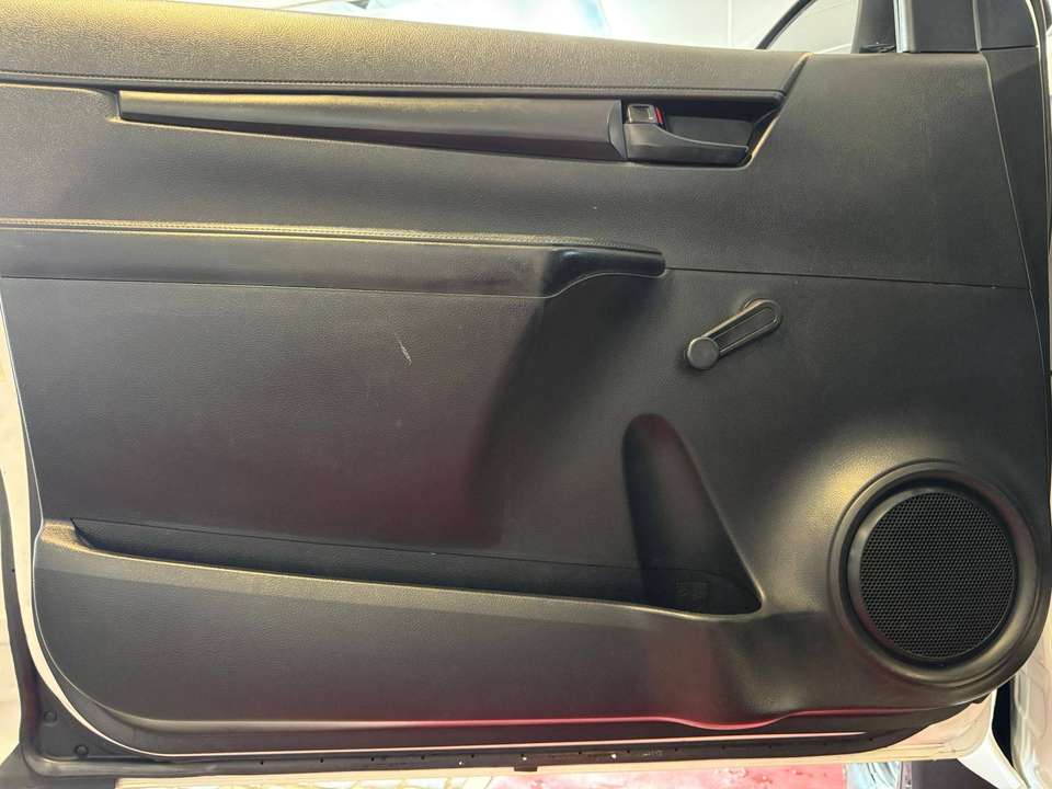 Toyota Hilux - Imagem 10