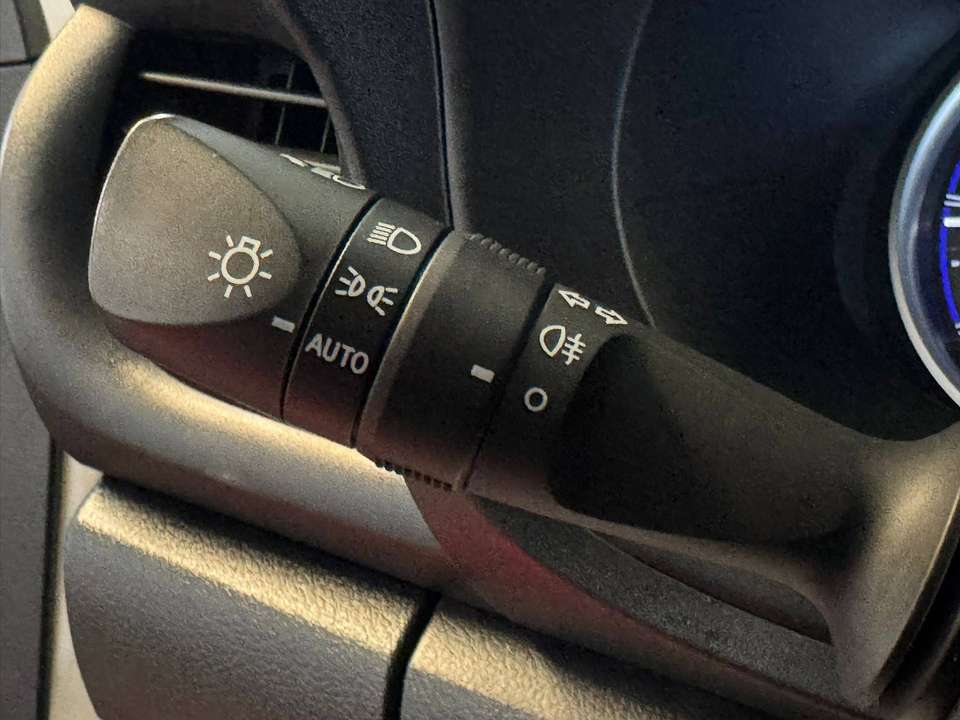 Toyota Hilux - Imagem 13