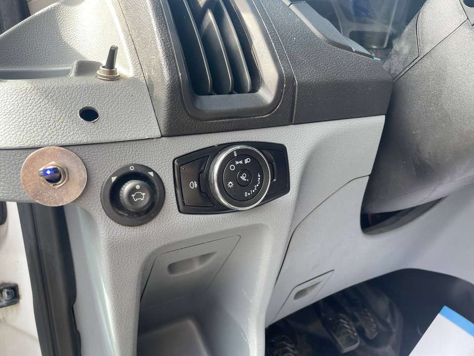 Ford Transit - Imagem 11