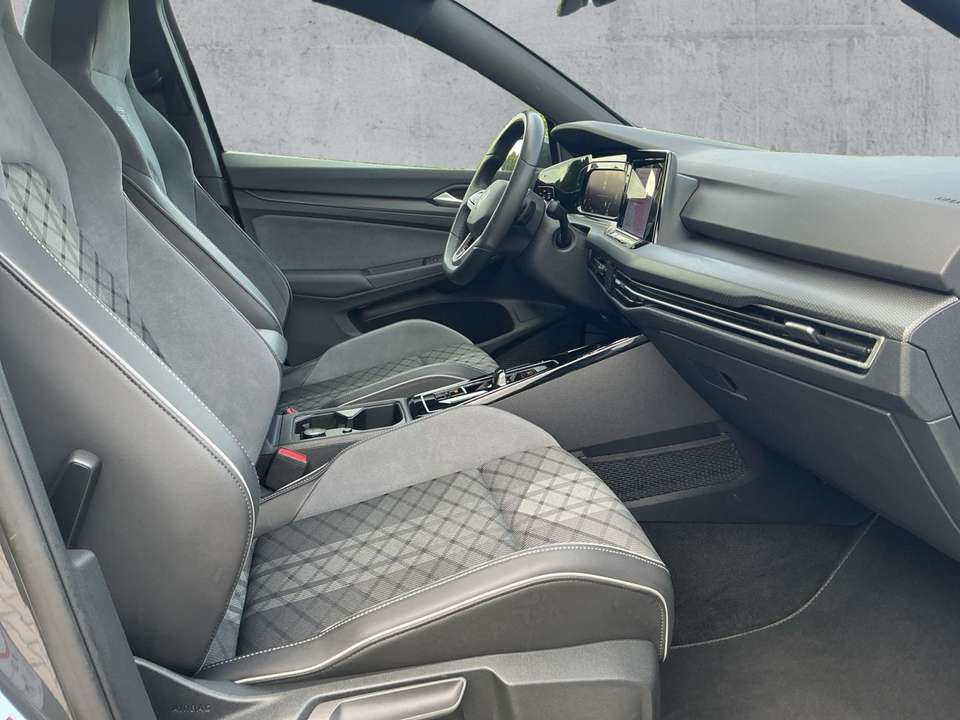 Volkswagen Golf - Imagem 13