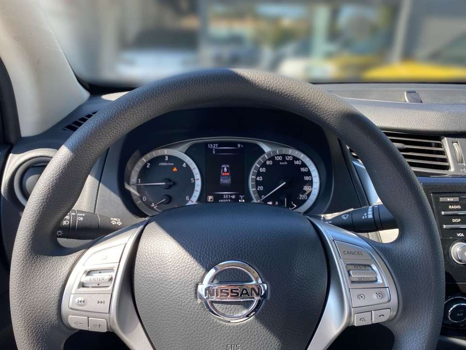 Nissan Navara - Imagem 8