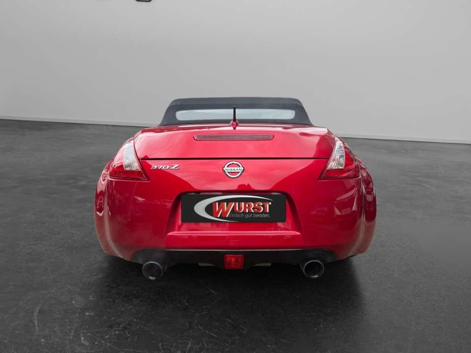 Nissan 370Z - Imagem 4