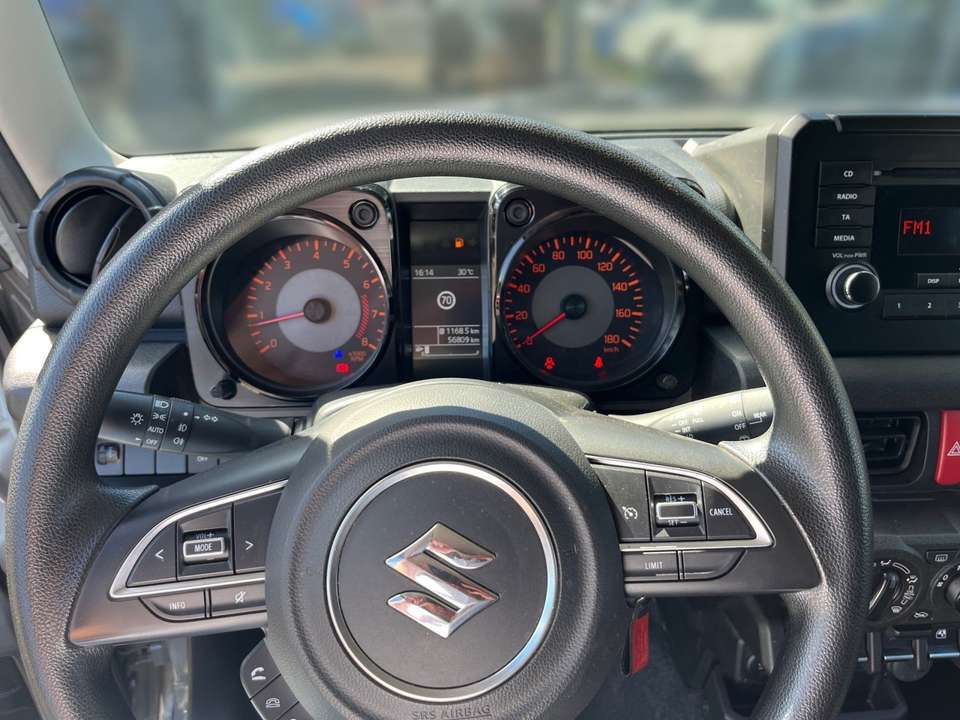 Suzuki Jimny - Imagem 7
