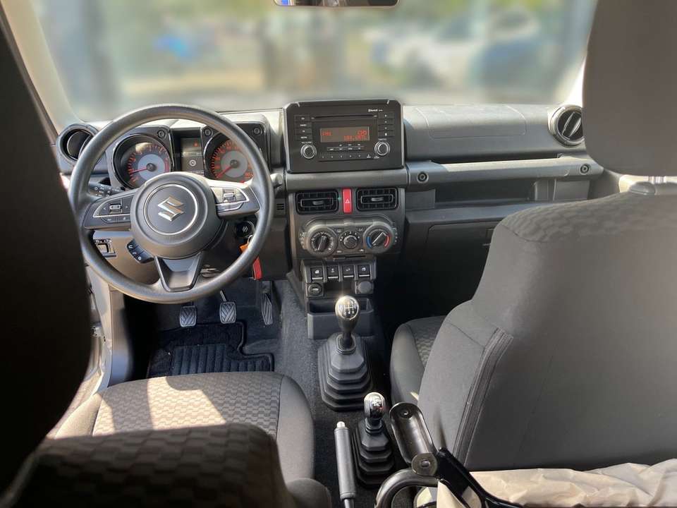 Suzuki Jimny - Imagem 9