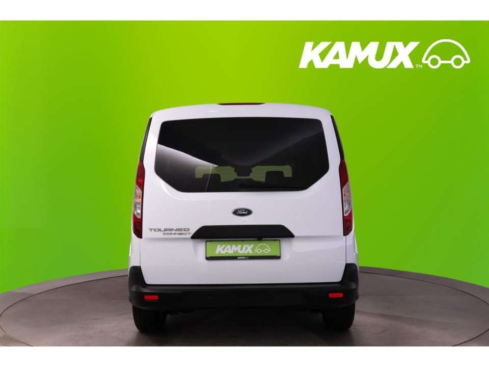 Ford Grand Tourneo - Imagem 4