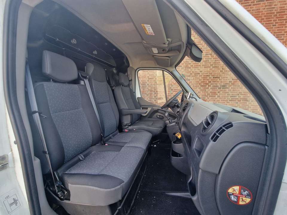 Opel Movano - Imagem 10