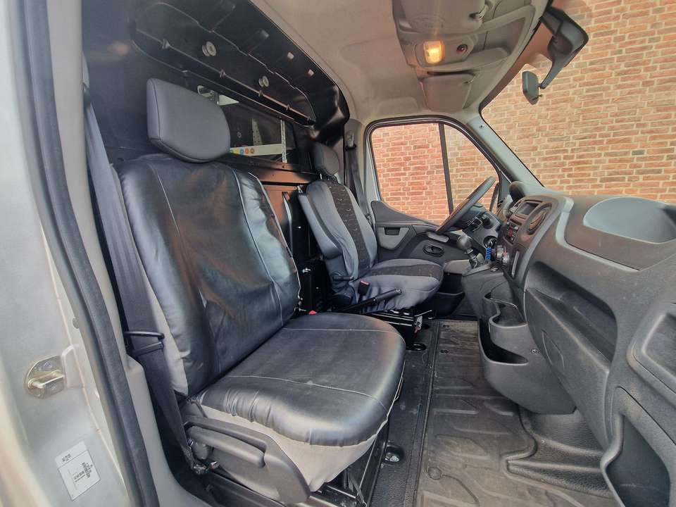 Opel Movano - Imagem 13