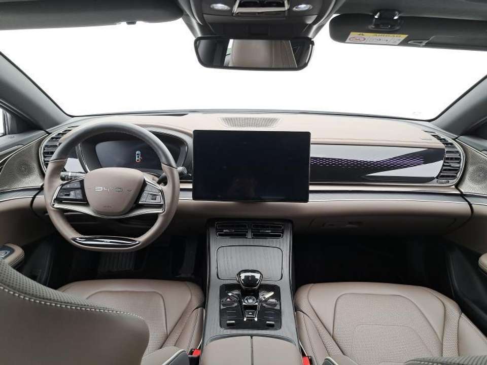 BYD Han - Imagem 9
