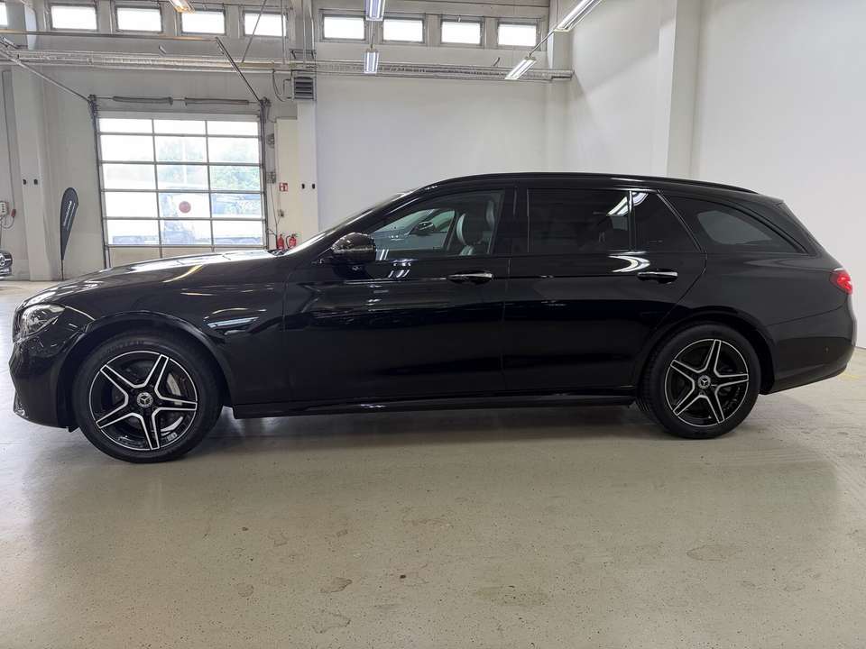 Mercedes-Benz E 300 - Imagem 9