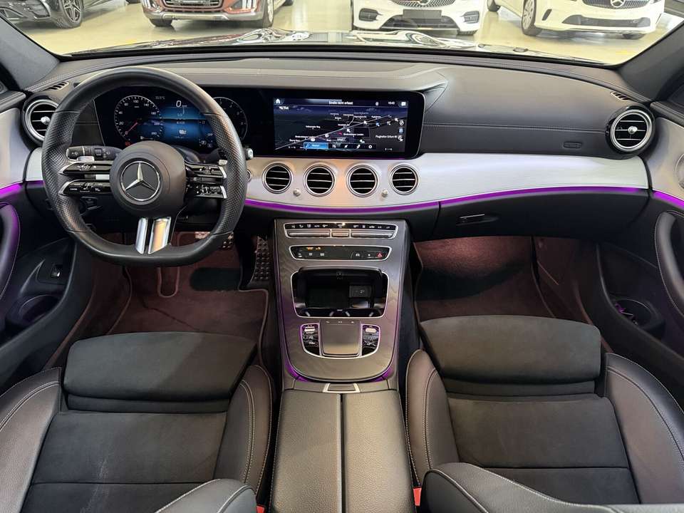Mercedes-Benz E 300 - Imagem 16