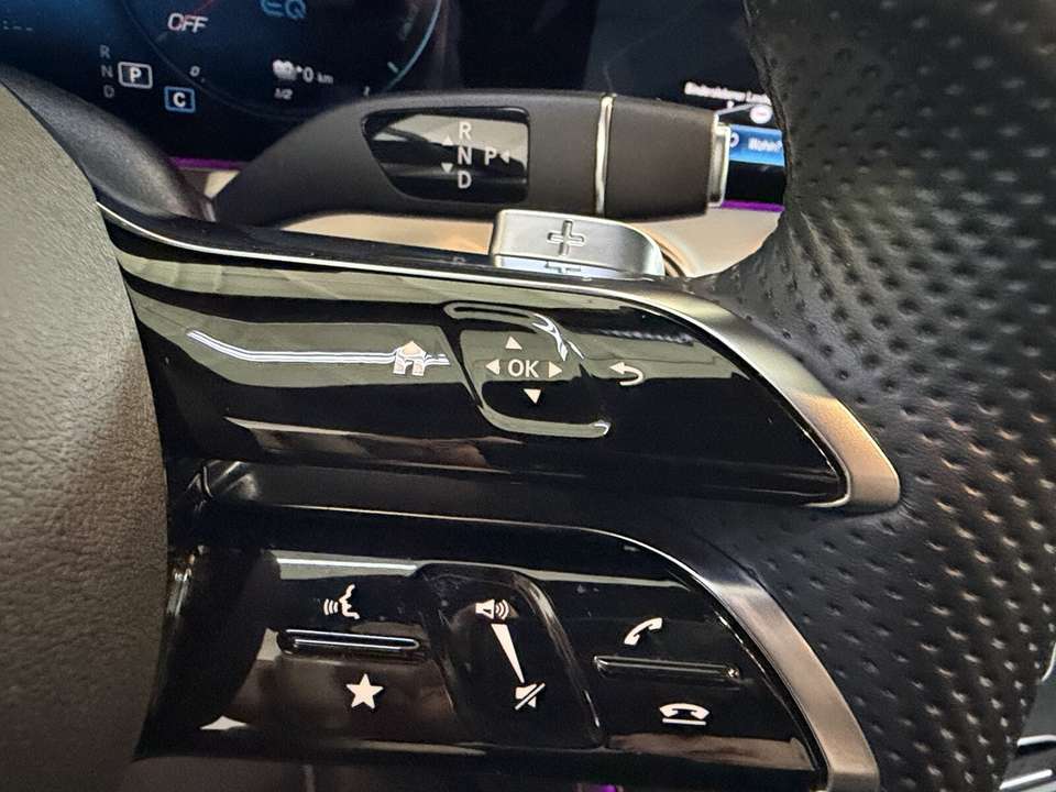 Mercedes-Benz E 300 - Imagem 19