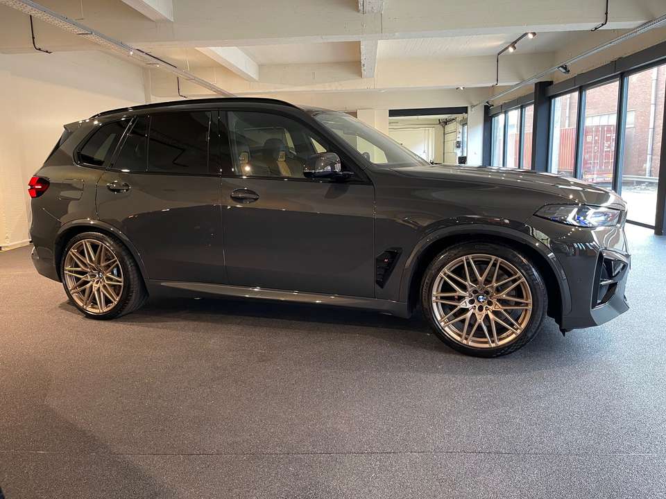 BMW X5 M - Imagem 9