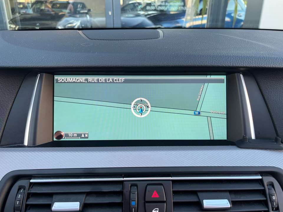 BMW 520 - Imagem 14
