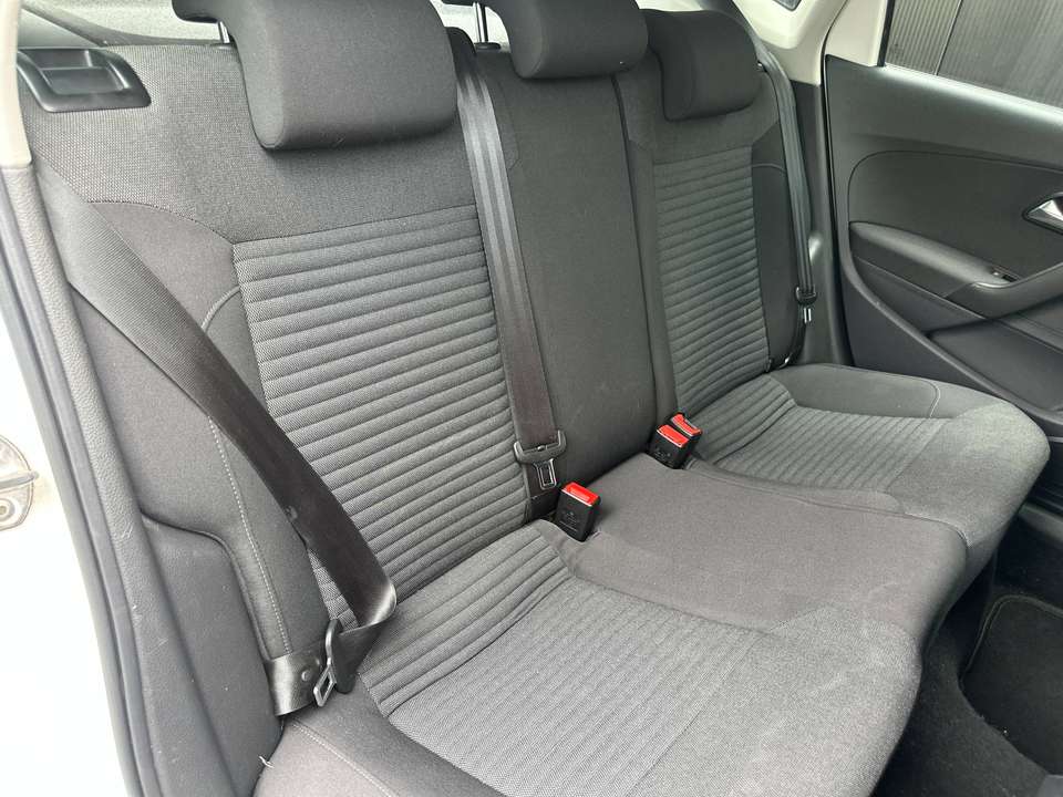 Volkswagen Polo - Imagem 13