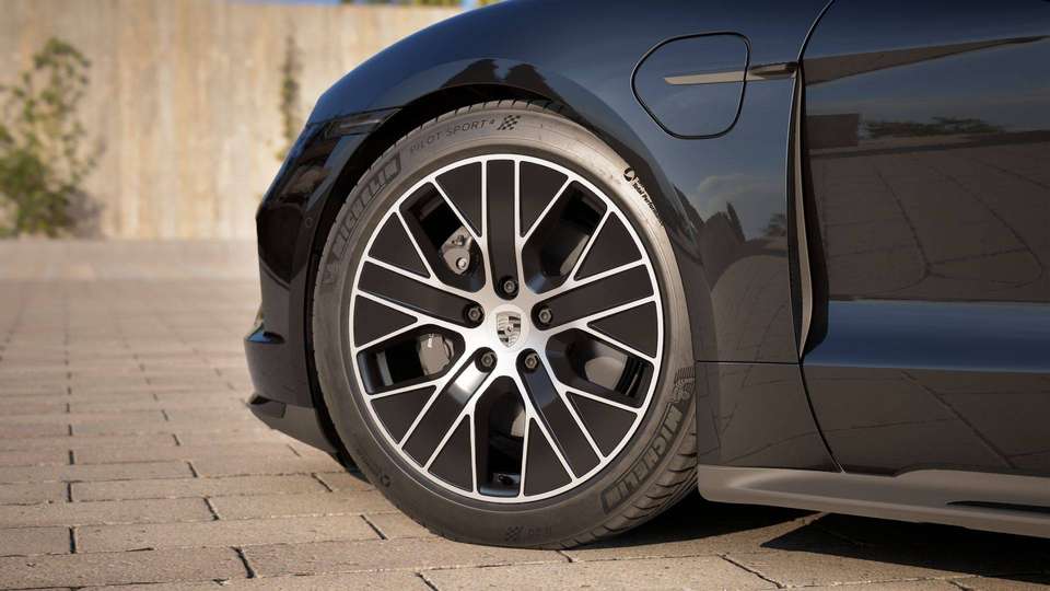 Porsche Taycan - Imagem 5