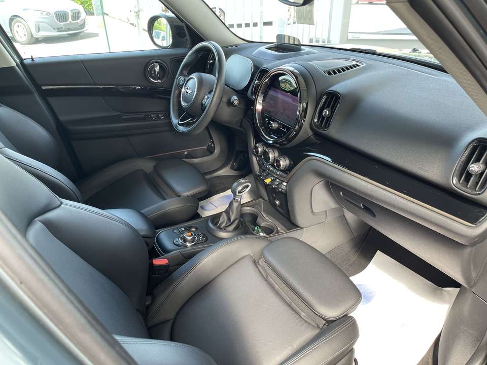 MINI Cooper SE Countryman - Imagem 9