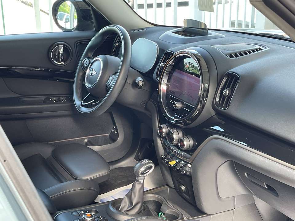 MINI Cooper SE Countryman - Imagem 14