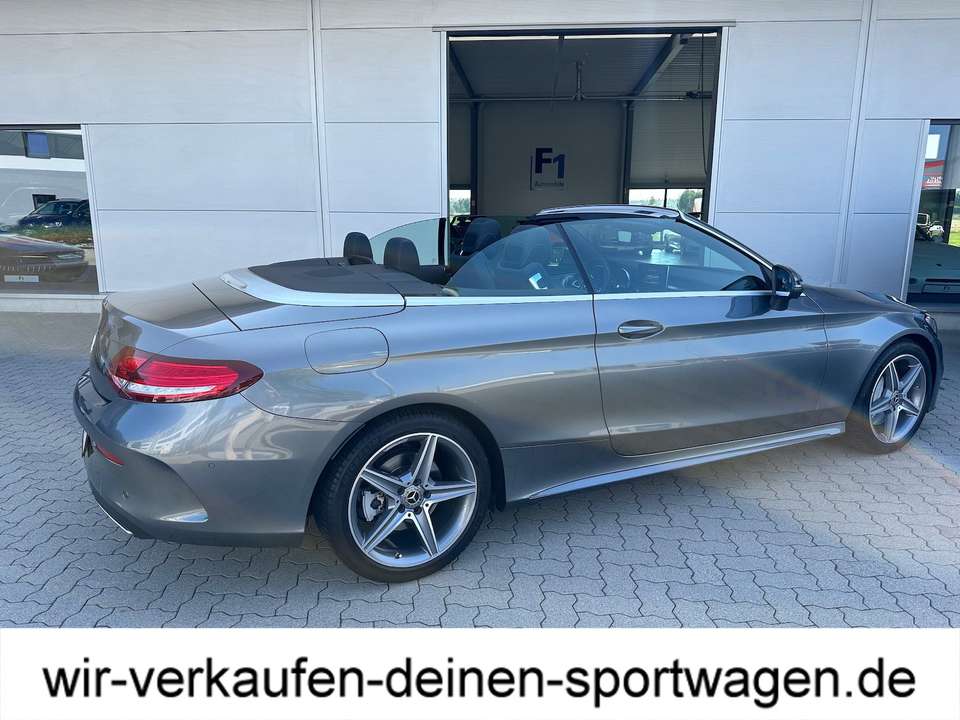 Mercedes-Benz C 300 - Imagem 4