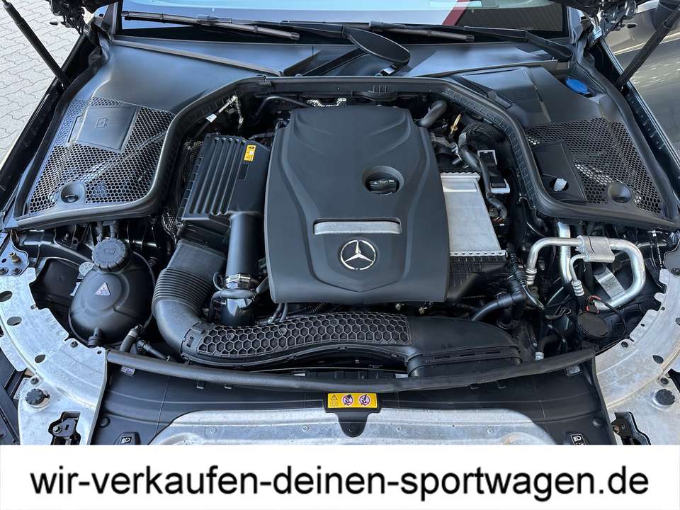 Mercedes-Benz C 300 - Imagem 15