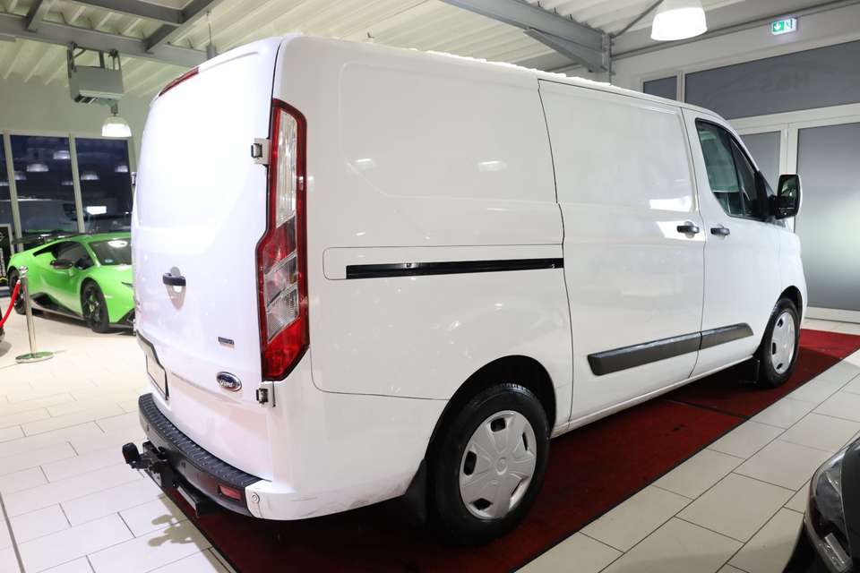 Ford Tourneo Custom - Imagem 7
