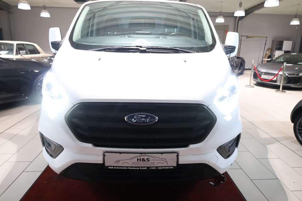 Ford Tourneo Custom - Imagem 9