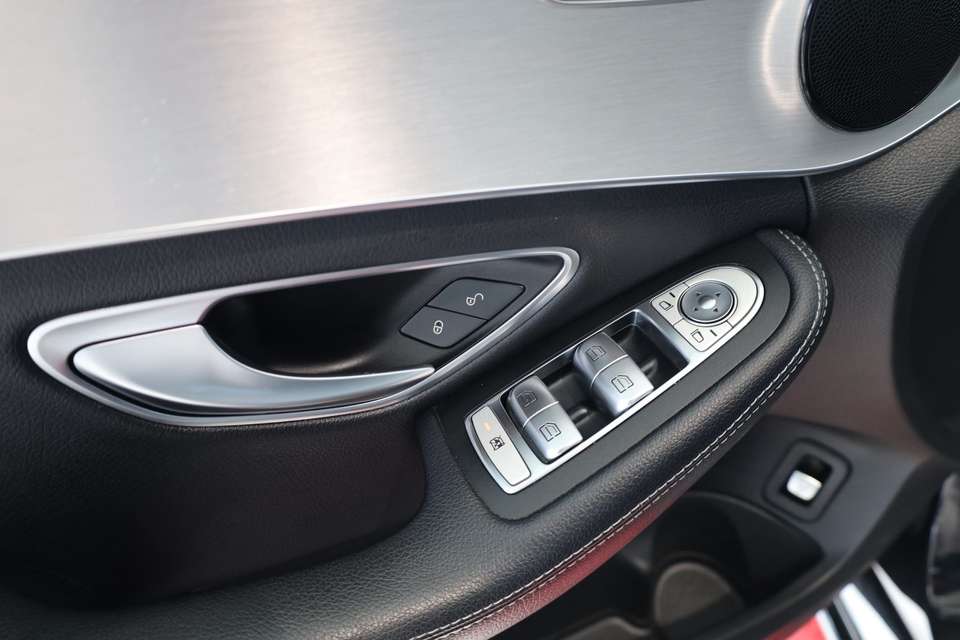Mercedes-Benz C 220 - Imagem 15