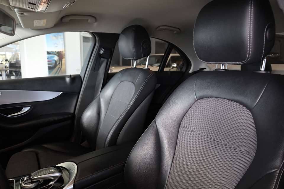 Mercedes-Benz C 220 - Imagem 19