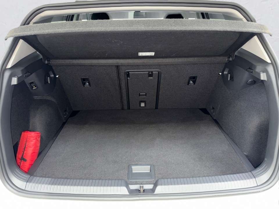 Volkswagen Golf - Imagem 8