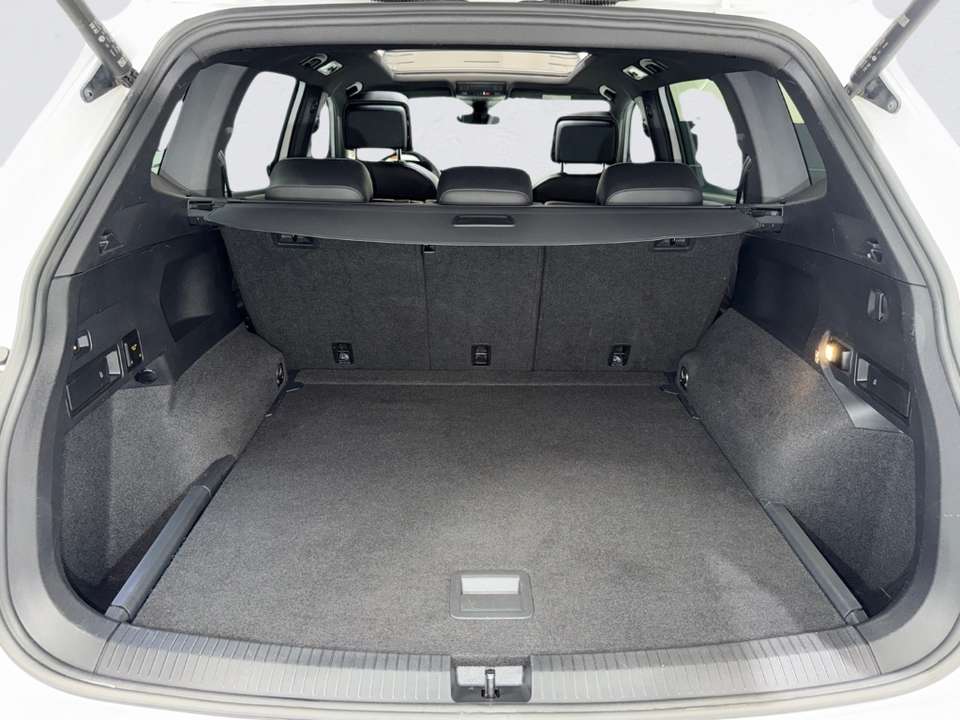 Volkswagen Tiguan Allspace - Imagem 8